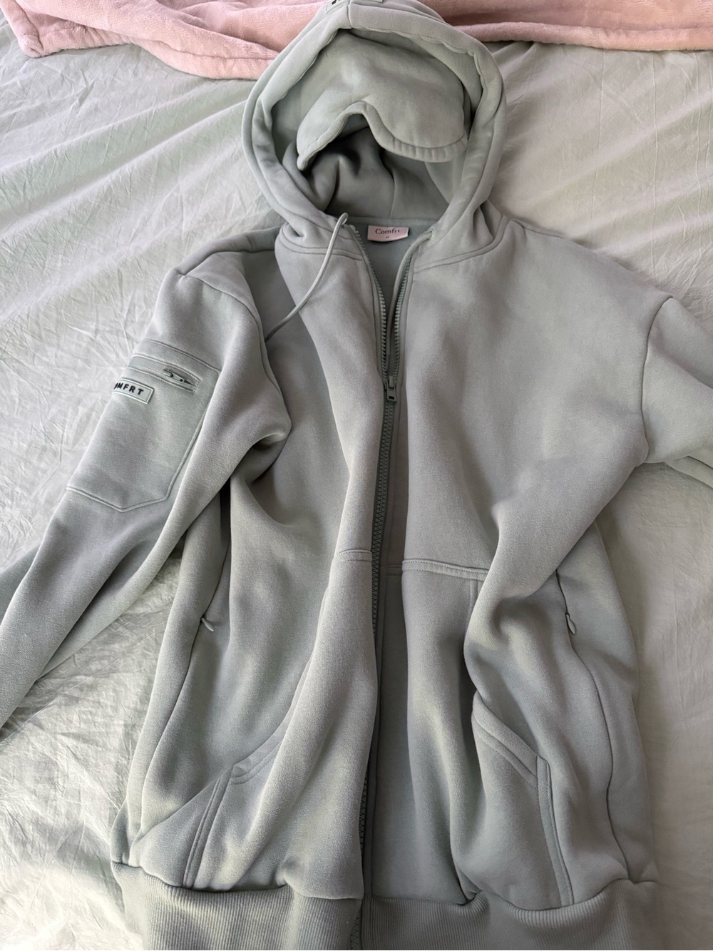 Comfrt Airplane Mode Travel Zip Hoodie - Aloe - size M - Picture 4 of 9